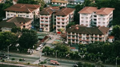 Saccos in Housing: 7 Opportunities and Risks 11 SACCOs in Housing